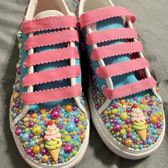 Chuck Taylor Rhinestone Pearl Bling Shoes - Picture 4 of 4